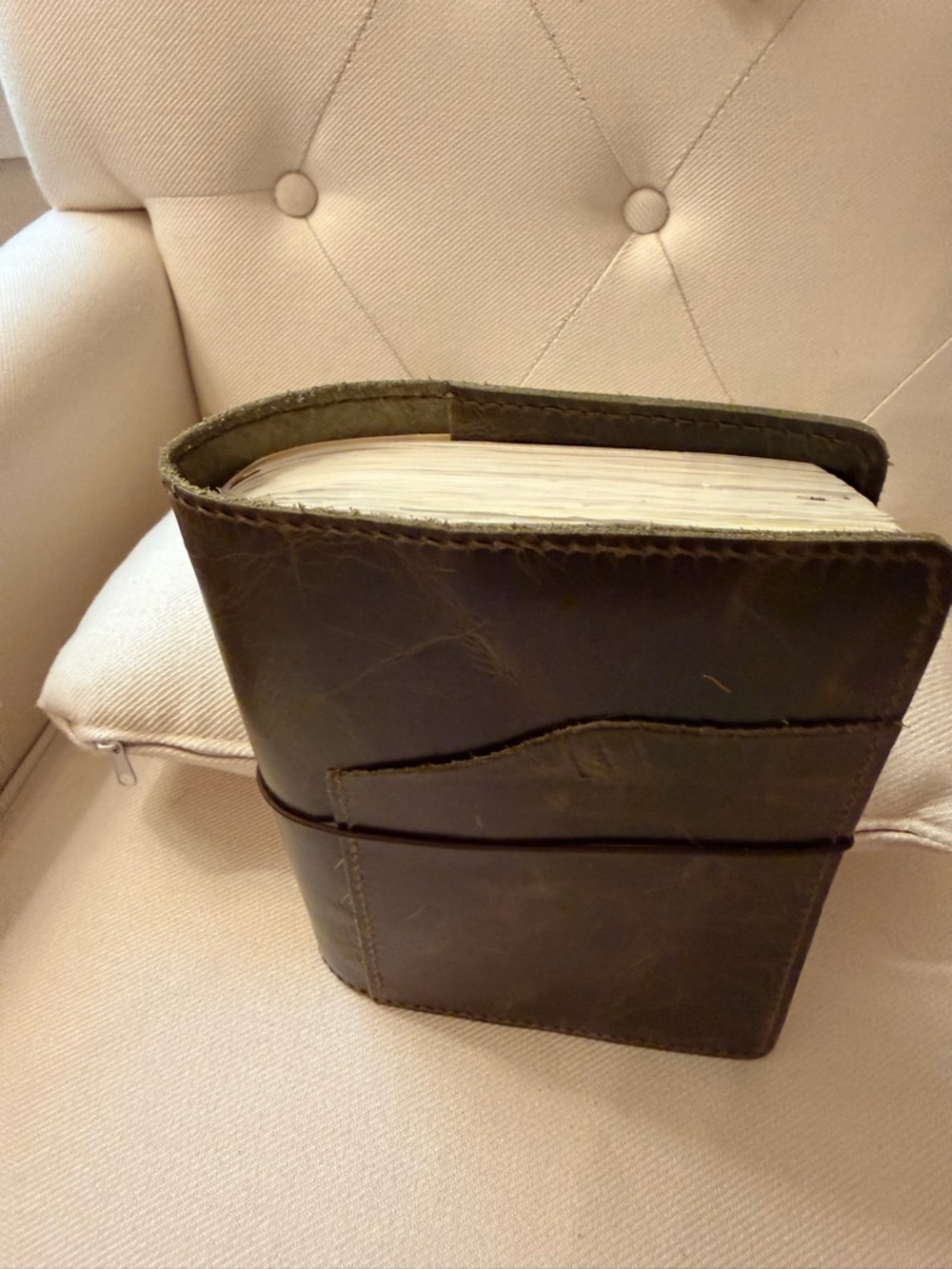 Custom Made - Brown Leather Notebook A5 Cover Only with Elastic Closure - Picture 10 of 10